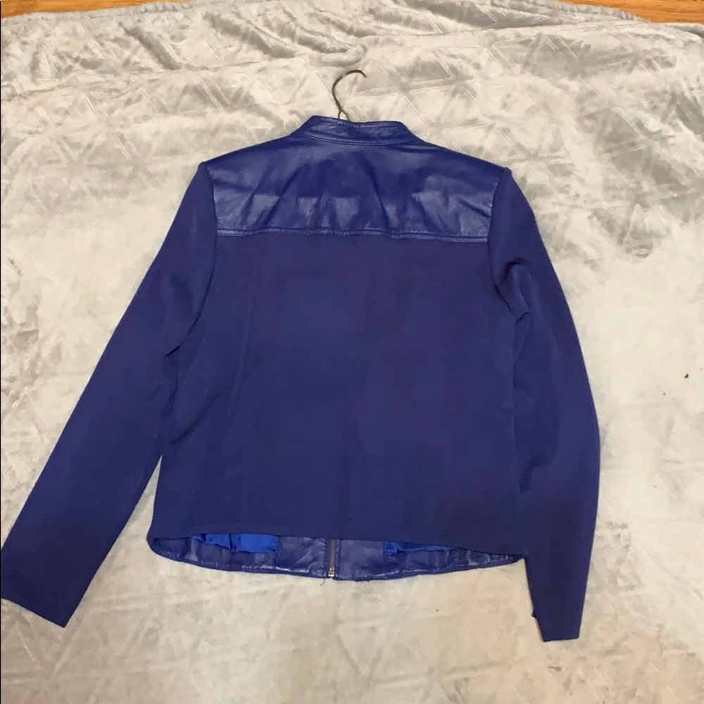 Jacket - Picture 2 of 4